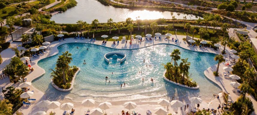 Malibu Bay with wave pool and sunbathing area