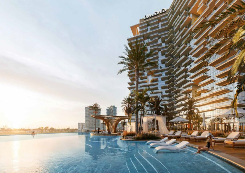 Infinity pools with relaxation zones